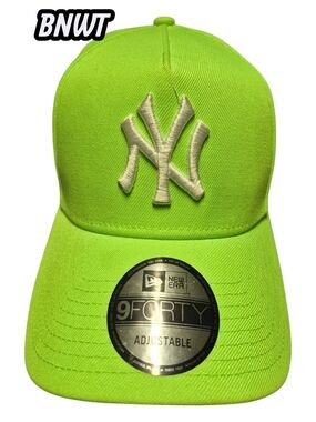 BNWT New Era 9FORTY Adjustable Snap Back Neon Green Yankees Cap